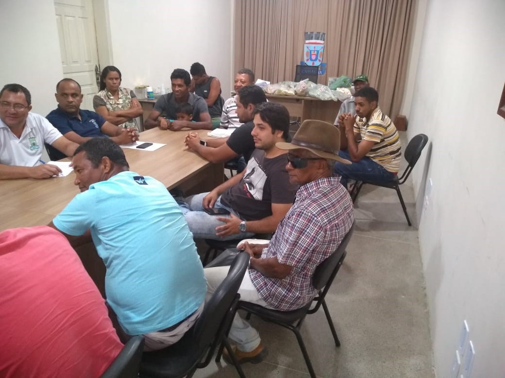 Camacã: Agricultores e representantes do Município se reúnem para instruções da Chamada Pública do PNAE e PAA